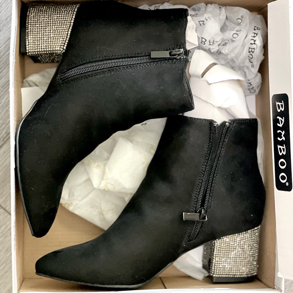 New in box- A Sparkle in your step black Rhinestone Ankle Booties - Picture 3 of 6
